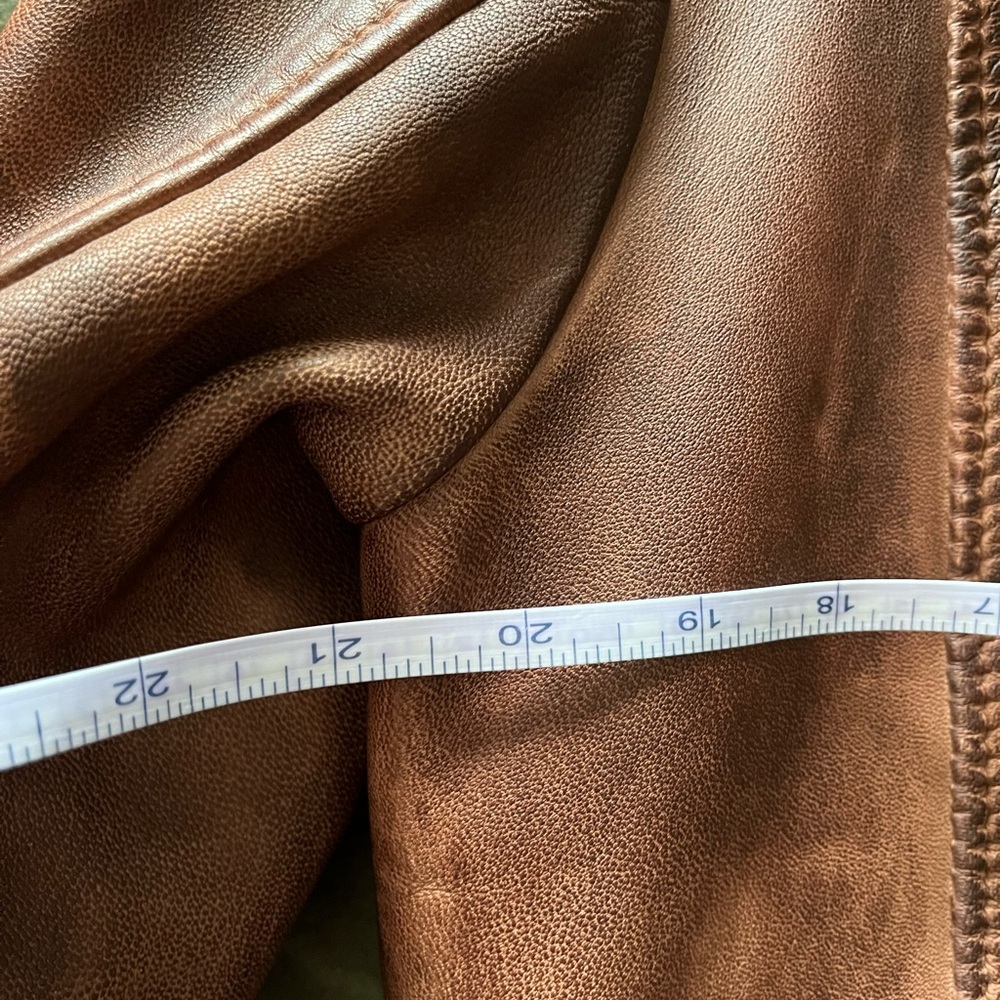 Men's Distressed Leather Jacket - Picture 10 of 13